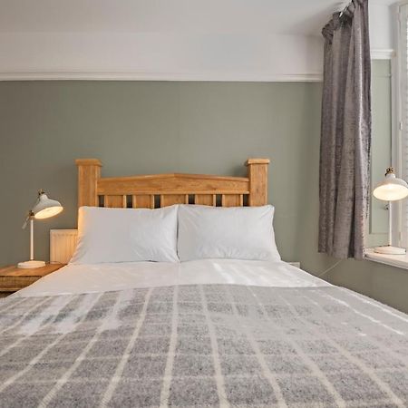 Luxury 2 Bed Apartment, Sea View, Near The Beach. Rhos-on-Sea Luaran gambar