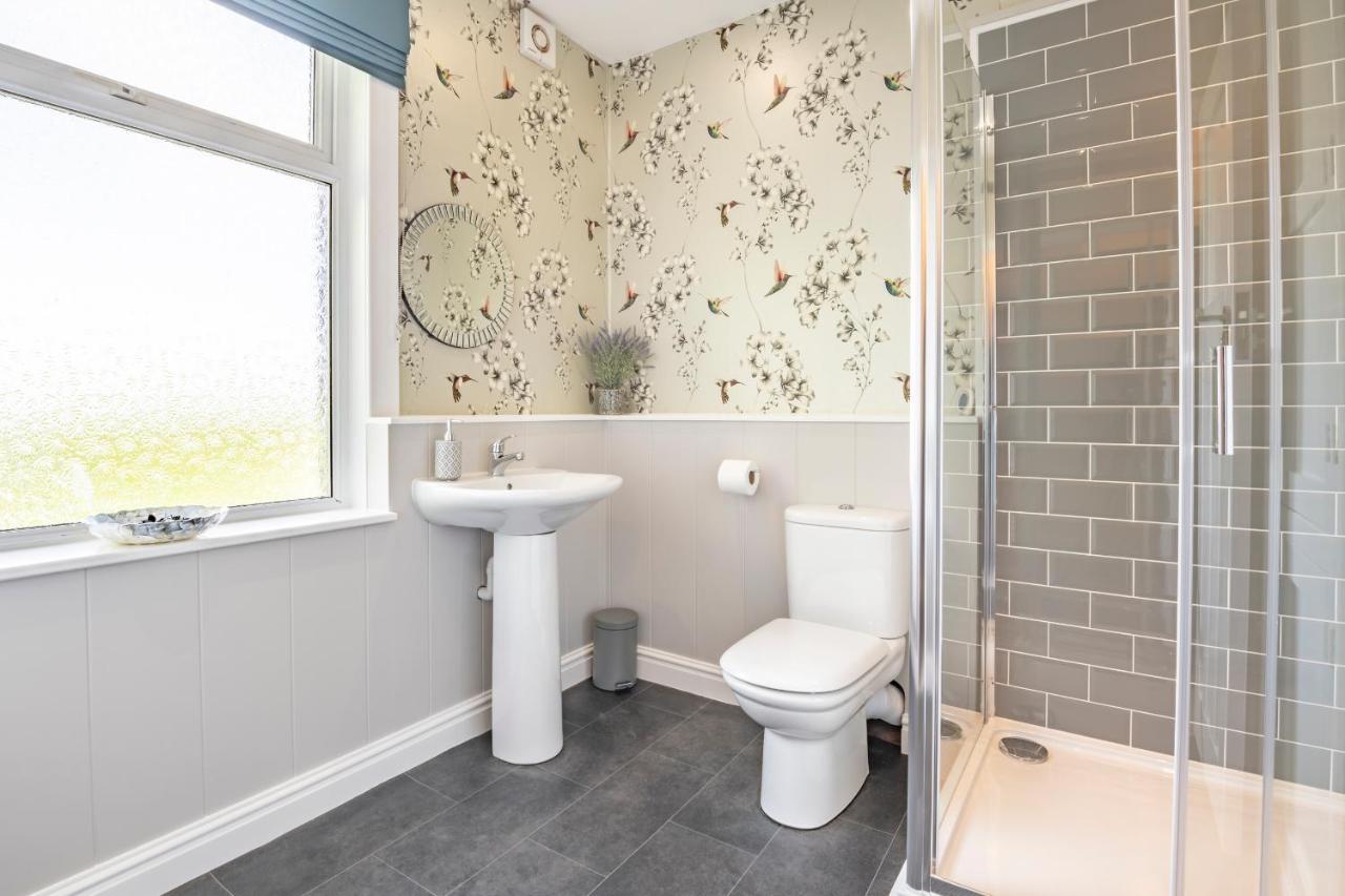 Luxury 2 Bed Apartment, Sea View, Near The Beach. Rhos-on-Sea Luaran gambar